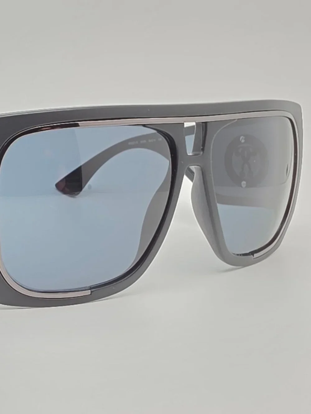 Moschino MOS021 Matte Black Frame Grey Lens Oversized Aviator Sunglasses w/ Case